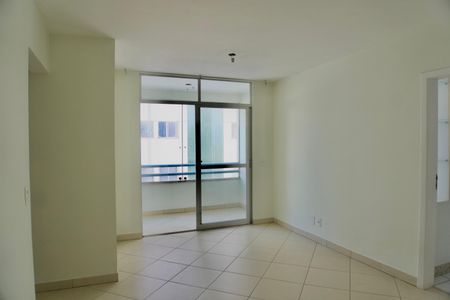 Sala de apartamento à venda com 3 quartos, 80m² em Prado, Belo Horizonte
