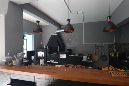 Casa de condomínio à venda com 500m², 3 quartos e 5 vagas Casa de condomínio à venda com 500m², 3 quartos e 5 vagasChurrasqueira