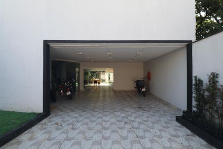 Casa de condomínio à venda com 500m², 3 quartos e 5 vagas Casa de condomínio à venda com 500m², 3 quartos e 5 vagasGaragem
