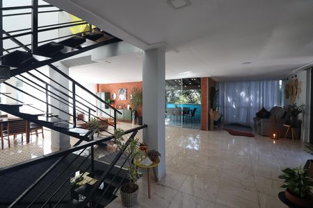 Casa de condomínio à venda com 500m², 3 quartos e 5 vagas Casa de condomínio à venda com 500m², 3 quartos e 5 vagasSala Sala