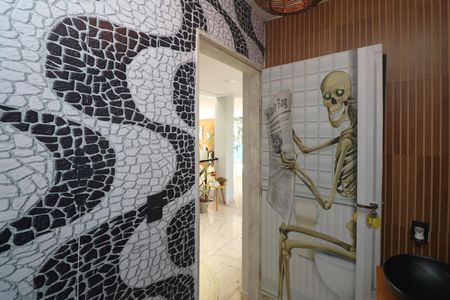 Casa de condomínio à venda com 500m², 3 quartos e 5 vagas Casa de condomínio à venda com 500m², 3 quartos e 5 vagasLavabo