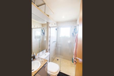 Apartamento à venda com 83m², 2 quartos e 2 vagasBanheiro da Suíte