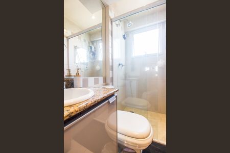Apartamento à venda com 83m², 2 quartos e 2 vagasBanheiro da Suíte
