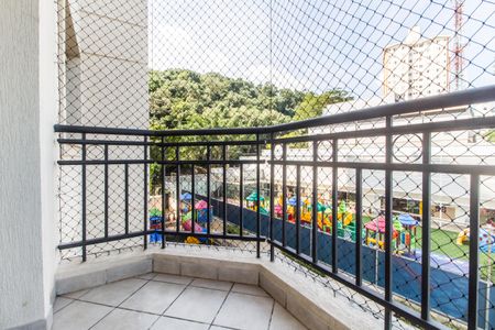 Apartamento à venda com 83m², 2 quartos e 2 vagasVaranda