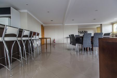 Apartamento à venda com 83m², 2 quartos e 2 vagasÁrea comum - Salão de festas