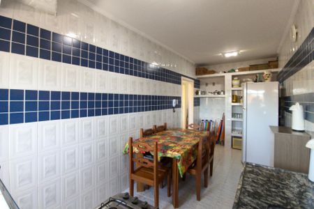 Apartamento para alugar com 78m², 2 quartos e 1 vagaCozinha 