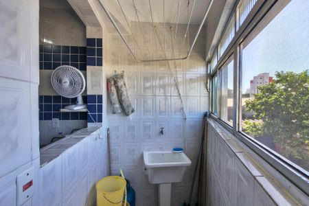 Apartamento para alugar com 78m², 2 quartos e 1 vagaÁrea de Serviço