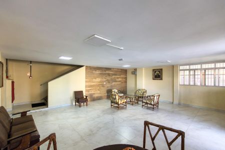 Apartamento para alugar com 78m², 2 quartos e 1 vagaHall de entrada