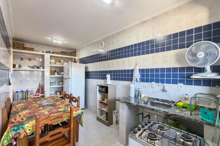 Apartamento para alugar com 78m², 2 quartos e 1 vagaCozinha 