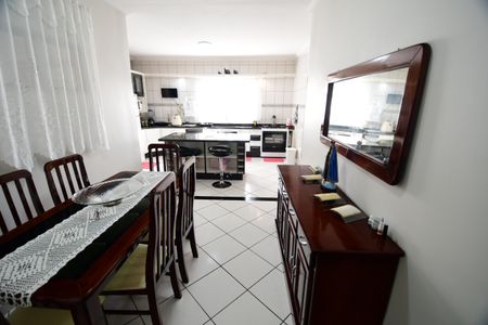 Casa à venda com 115m², 3 quartos e sem vagaCozinha
