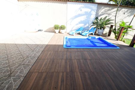 Casa à venda com 115m², 3 quartos e sem vagaPiscina