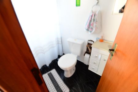 Casa à venda com 115m², 3 quartos e sem vagaBanheiro de serviço