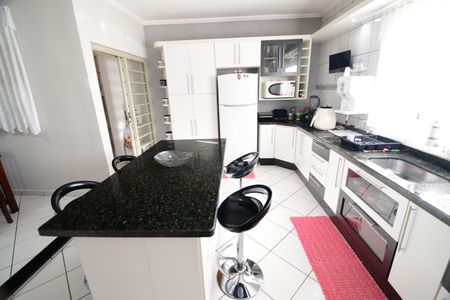 Casa à venda com 115m², 3 quartos e sem vagaCozinha