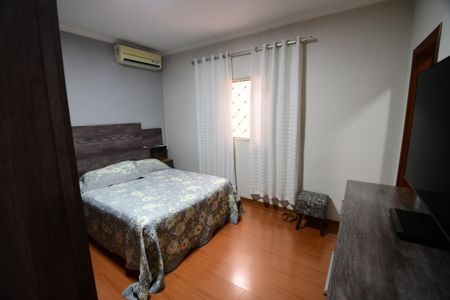 Casa à venda com 115m², 3 quartos e sem vagaQuarto 3 - Suíte