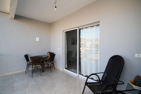 Varanda Sala de casa para alugar com 3 quartos, 217m² em Centro, Cotia