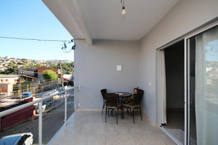 Varanda Sala de casa para alugar com 3 quartos, 217m² em Centro, Cotia