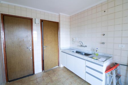 Apartamento à venda com 85m², 2 quartos e 1 vagaCozinha