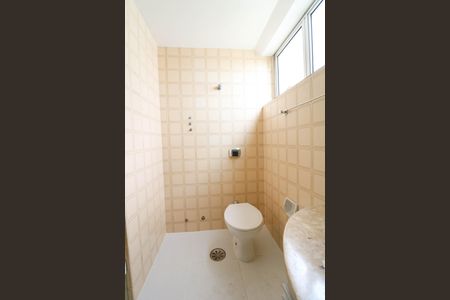 Apartamento à venda com 85m², 2 quartos e 1 vagaBanheiro Quarto 2