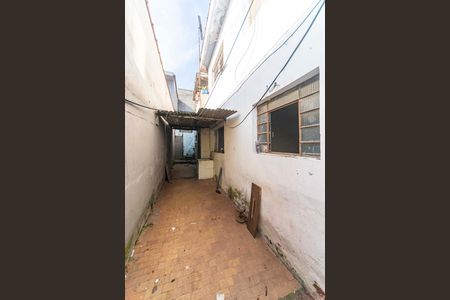 Quintal Lateral de casa à venda com 3 quartos, 234m² em Jardim Stella, Santo André