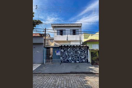 Fachada de casa à venda com 3 quartos, 234m² em Jardim Stella, Santo André