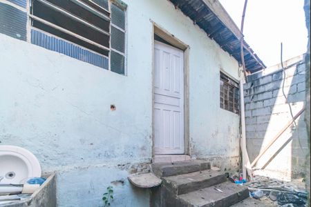 Edicula Fundos de casa à venda com 3 quartos, 234m² em Jardim Stella, Santo André