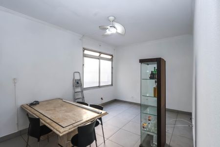 Apartamento à venda com 100m², 2 quartos e sem vagaSala