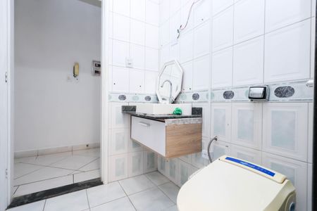 Apartamento à venda com 100m², 2 quartos e sem vagaBanheiro