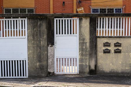 Apartamento para alugar com 72m², 2 quartos e 1 vagaFachada