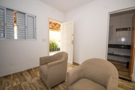 Sala de casa à venda com 1 quarto, 85m² em Estâncias Imperiais, Contagem