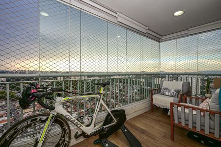 Apartamento para alugar com 91m², 3 quartos e 2 vagasVaranda