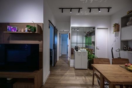 Sala de apartamento para alugar com 3 quartos, 91m² em Vila Suzana, São Paulo