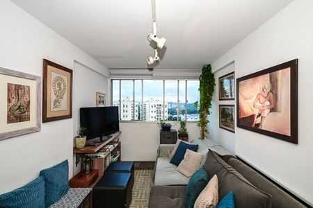 Apartamento à venda com 62m², 2 quartos e 1 vagaSala