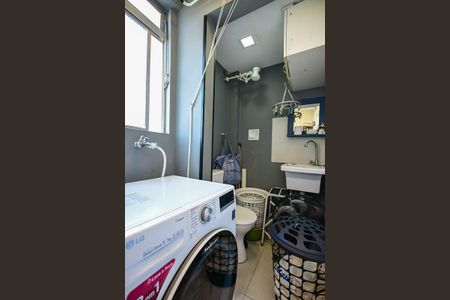 Apartamento à venda com 62m², 2 quartos e 1 vagaBanheiro de Serviço