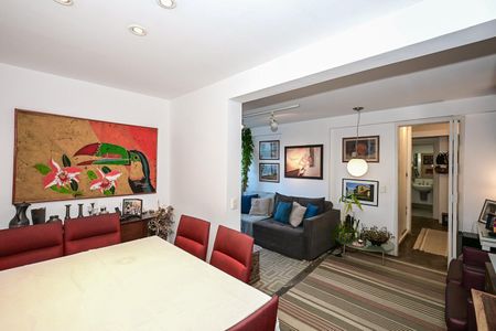 Apartamento à venda com 62m², 2 quartos e 1 vagaSala de Jantar