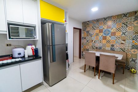 Casa à venda com 129m², 2 quartos e 4 vagas Casa à venda com 129m², 2 quartos e 4 vagasCozinha