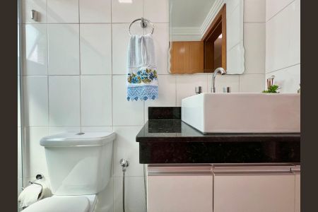 Apartamento à venda com 230m², 4 quartos e 3 vagasBanheiro