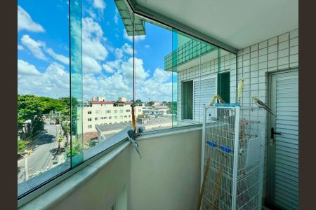 Apartamento à venda com 230m², 4 quartos e 3 vagasVista da Sacada
