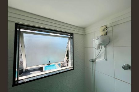 Apartamento à venda com 230m², 4 quartos e 3 vagasChuveiro