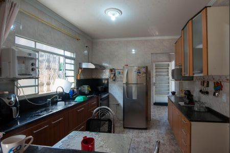 Casa à venda com 130m², 3 quartos e 4 vagas Casa à venda com 130m², 3 quartos e 4 vagasCozinha
