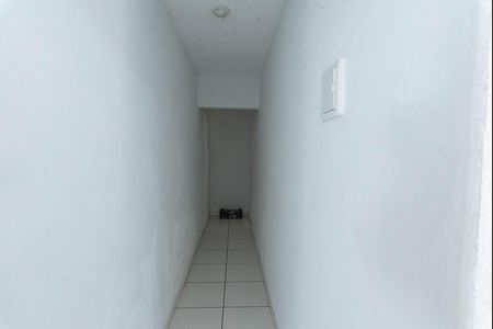 Casa à venda com 130m², 3 quartos e 4 vagas Casa à venda com 130m², 3 quartos e 4 vagasCasa 2- Corredor