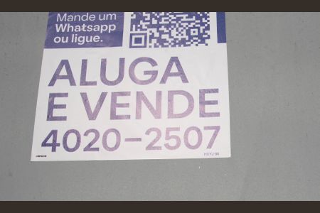 Casa à venda com 130m², 3 quartos e 4 vagas Casa à venda com 130m², 3 quartos e 4 vagasPlaquinha