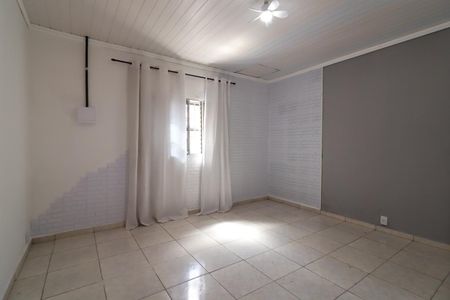 Casa de condomínio para alugar com 68m², 1 quarto e sem vagaQuarto