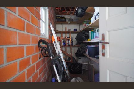 Casa para alugar com 325m², 3 quartos e 4 vagasDispensa