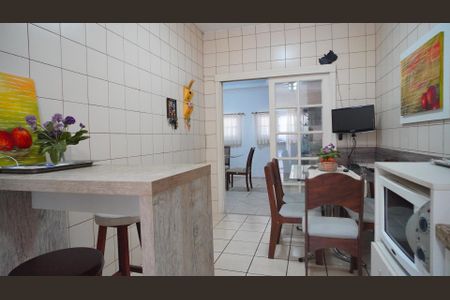Casa para alugar com 325m², 3 quartos e 4 vagasCozinha 