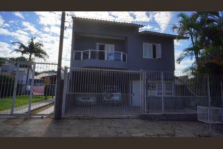 Casa para alugar com 325m², 3 quartos e 4 vagasFachada