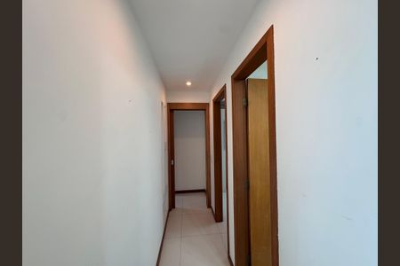 Apartamento à venda com 82m², 3 quartos e 2 vagasCorredor