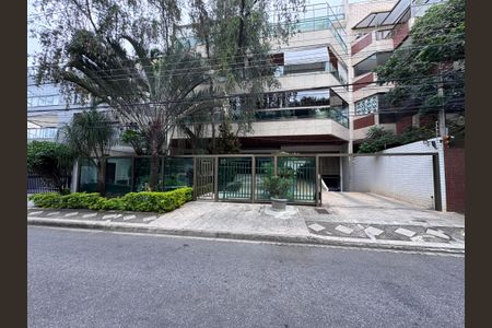 Apartamento à venda com 82m², 3 quartos e 2 vagasFachada