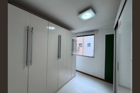 Apartamento à venda com 82m², 3 quartos e 2 vagasQuarto 2