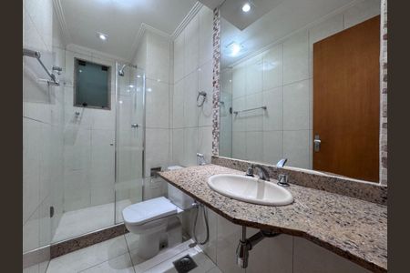 Apartamento à venda com 82m², 3 quartos e 2 vagasBanheiro Social