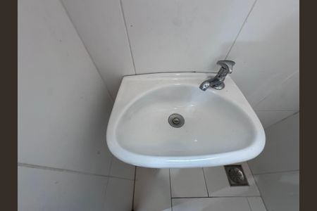 Apartamento à venda com 82m², 3 quartos e 2 vagasCozinha e Área de Serviço - Banheiro